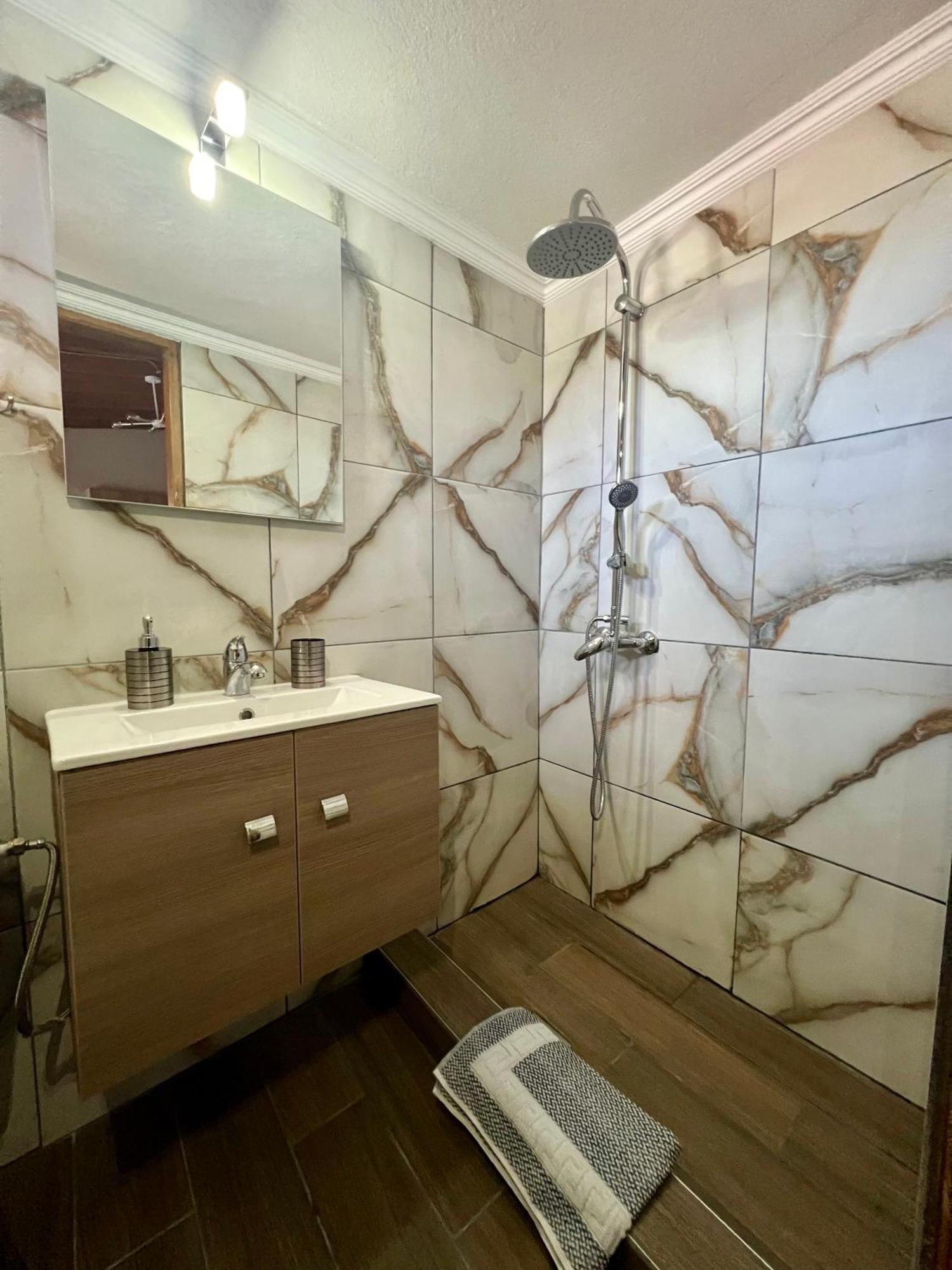 Garden Stay Agios Pavlos  Bagian luar foto